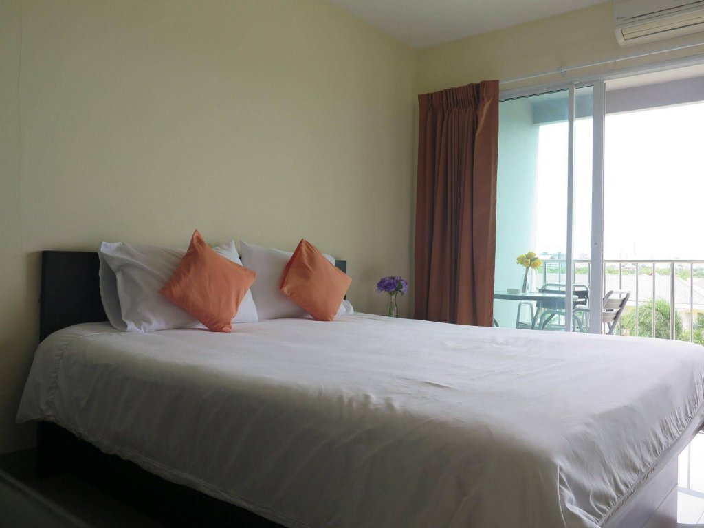 Фото Royal Thai Residence