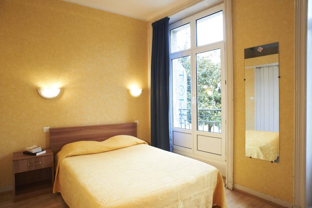 Фото Le Petit Duquesne