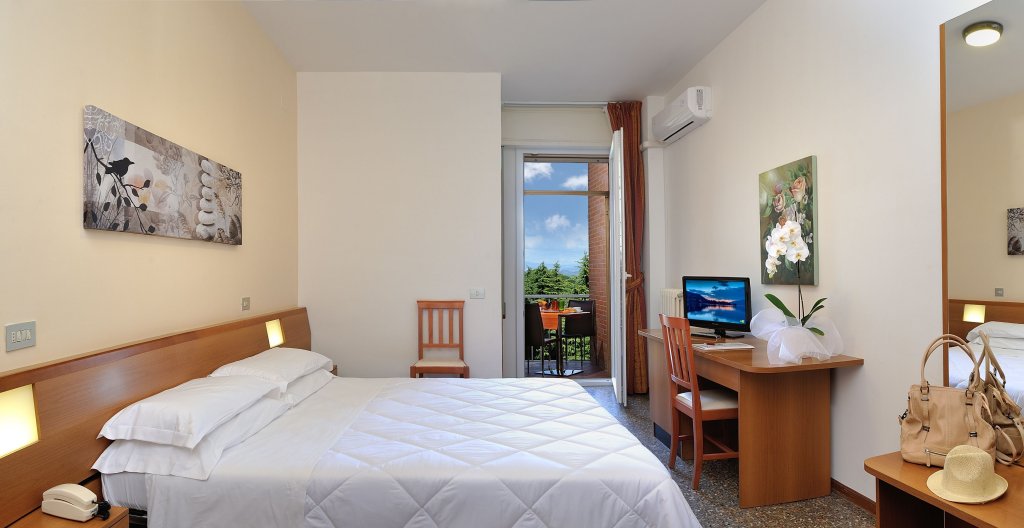 Фото Hotel Piero Della Francesca