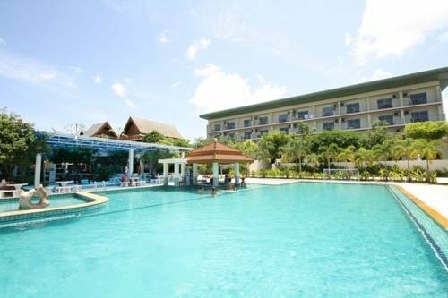Гостиница Chalong Beach Hotel Phuket