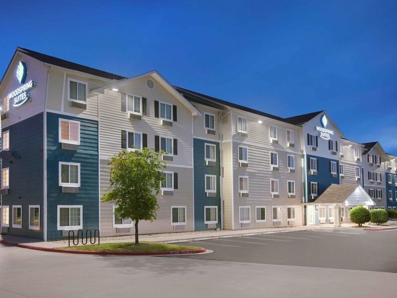 Гостиница WoodSpring Suites Indianapolis Lawrence
