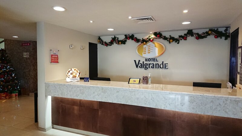 Гостиница Hotel Valgrande в Коацакоалькосе