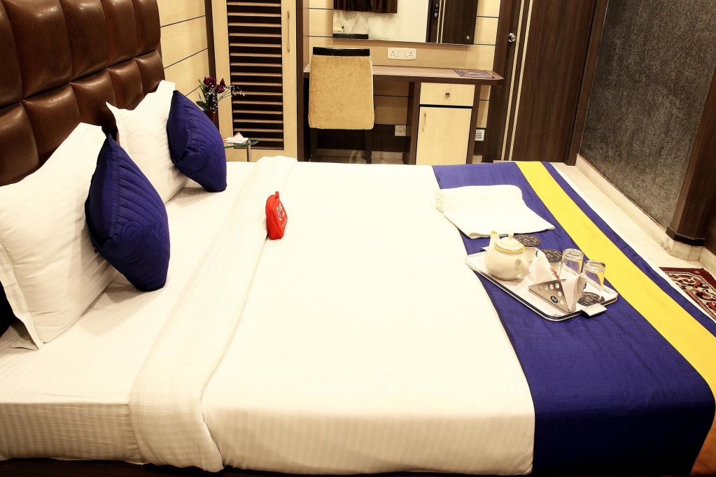 Фото Hotel Esteem