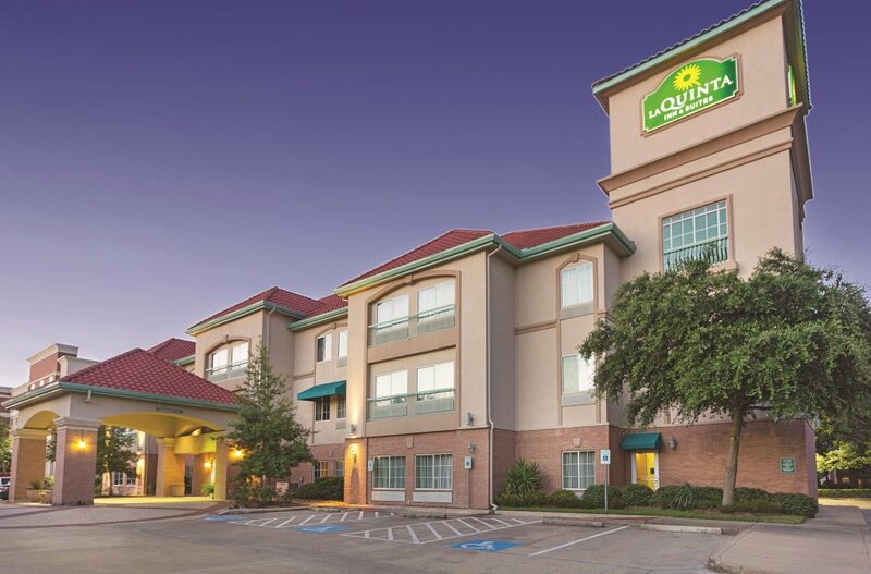 Гостиница La Quinta Inn & Suites by Wyndham Houston West at Clay Road