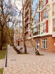 Sunny Room (Mayskiy proyezd, 3) ، سكن للإيجار اليومي