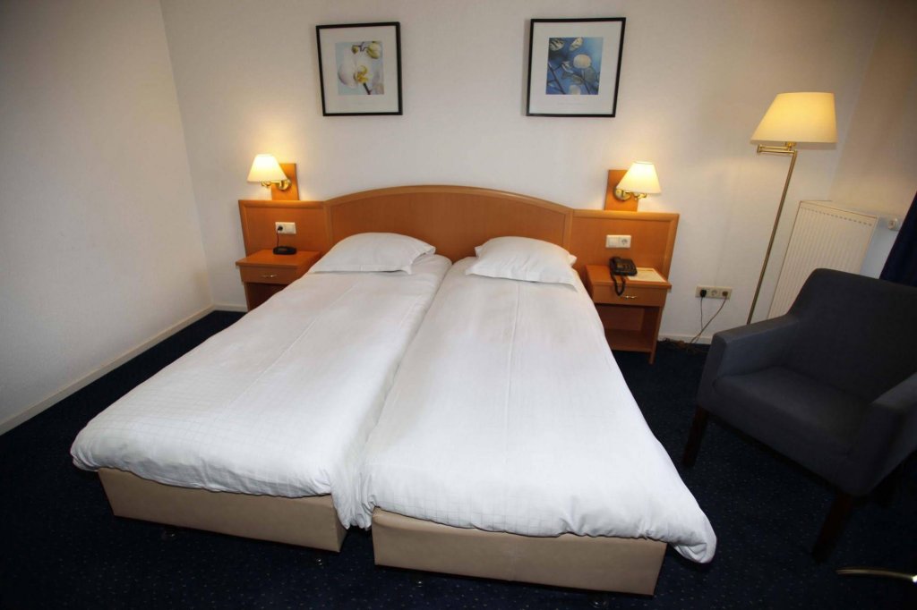 Фото Hotel Edenpark