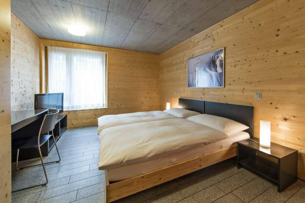 Hotel All In One Hotel Inn Lodge, Graubunden, photo