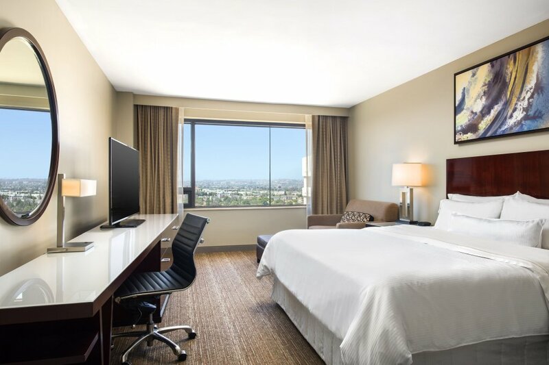 Гостиница The Westin Los Angeles Airport в Лос-Анджелесе