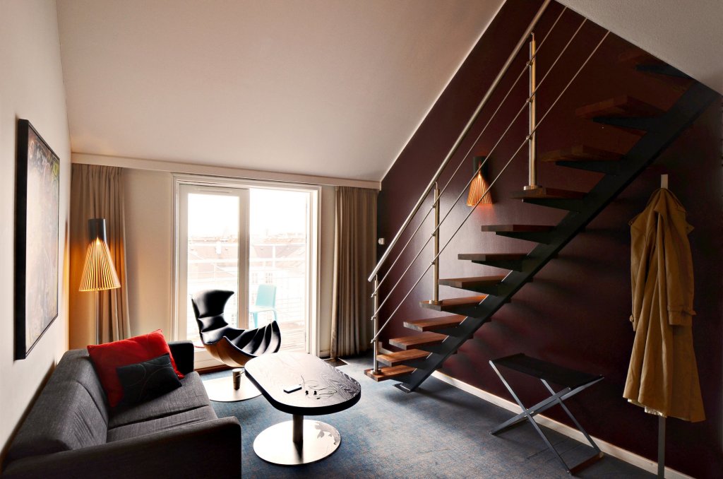 Фото Scandic Front