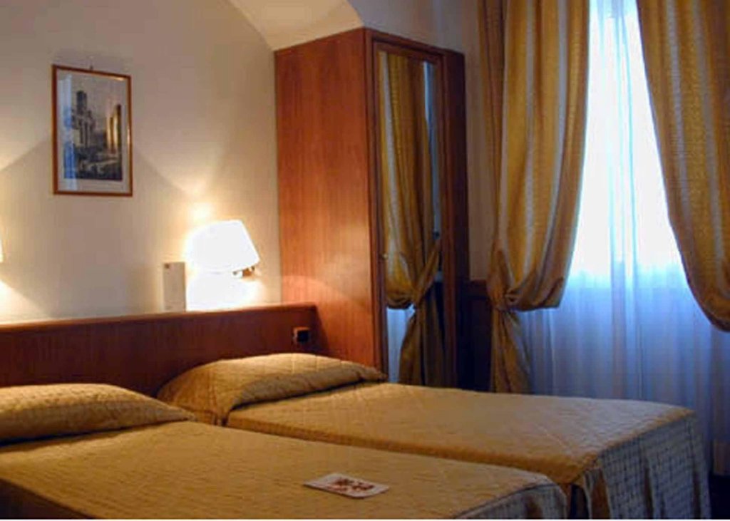 Фото Quality Hotel Nova Domus