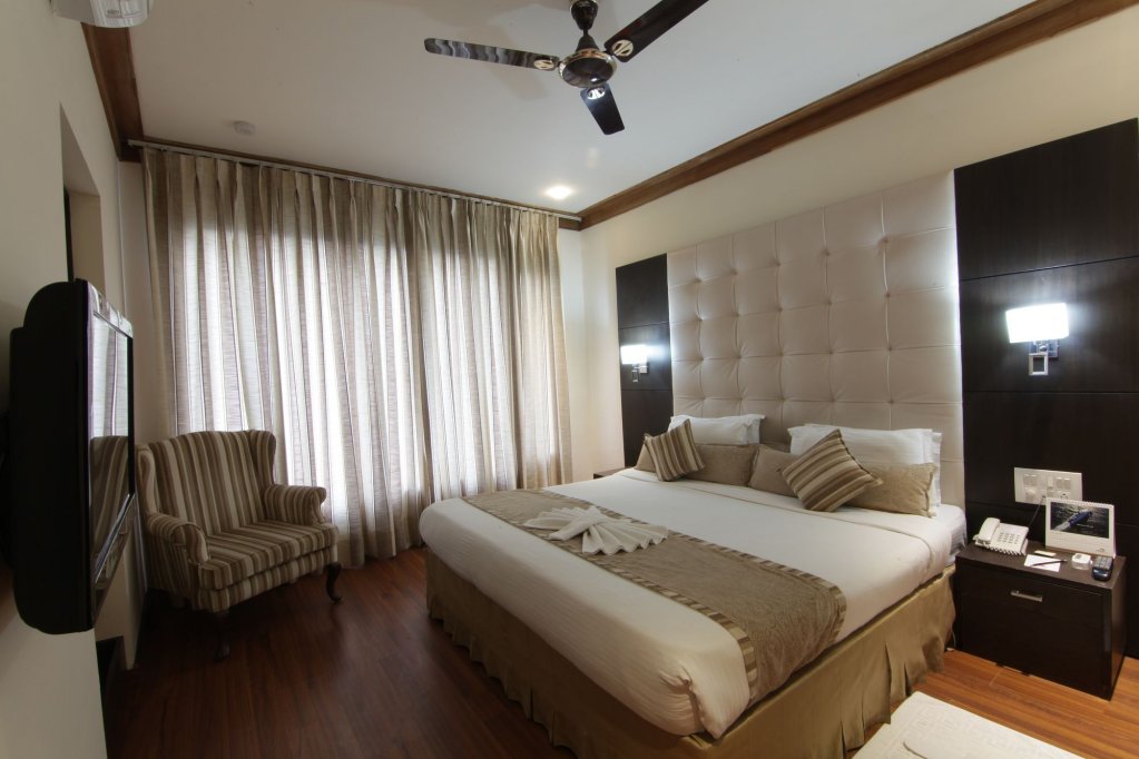 Фото Dal Lake Resort