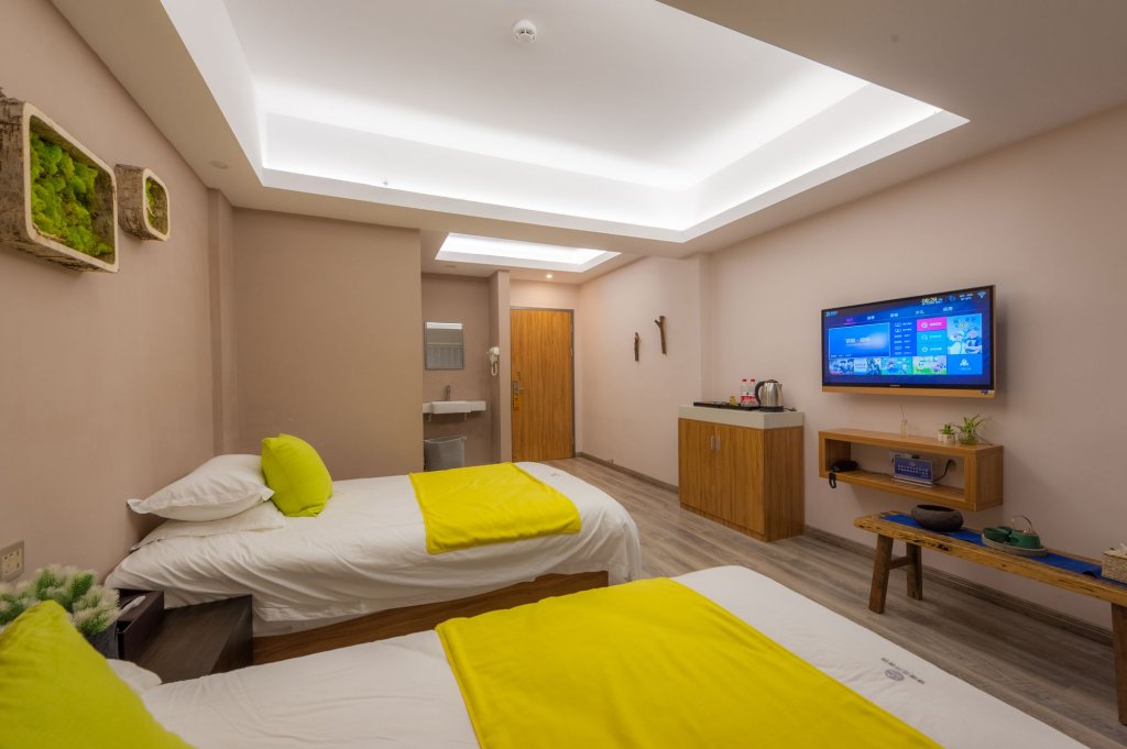 Фото Spring Blossoms Inn Yangshuo West Street