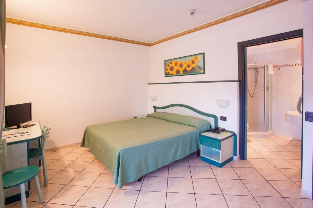 Фото Hotel Sileoni & Dépendance Villa Antonio