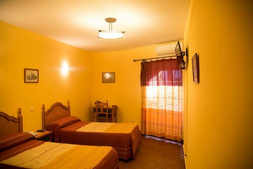 Гостиница Hostal Hueso в Трухильо