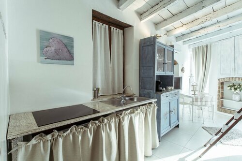 Гостиница La Piccola Matilde в Дезенцано-дель-Гарда