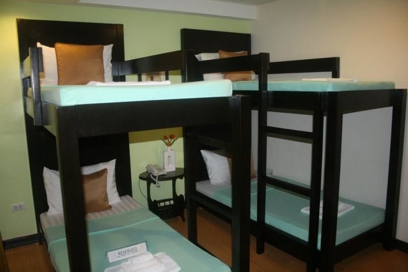 Фото Festive Hotel