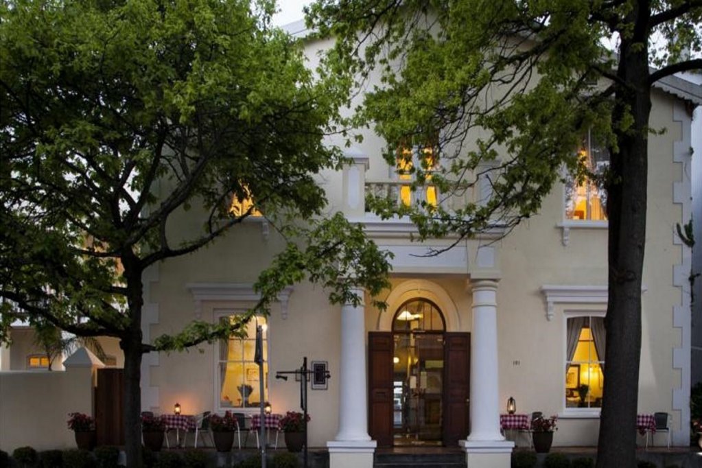 Фото отеля 1