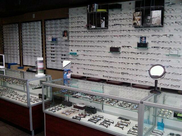 Opticial store MyEyeDr, New York, photo