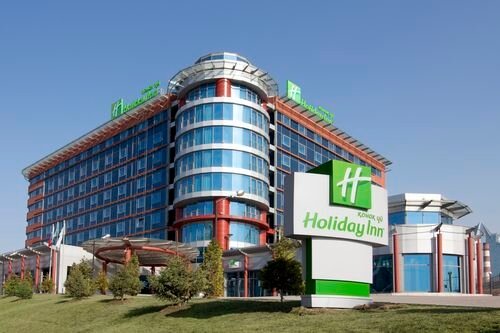 Внешний вид отеля Holiday Inn Almaty в Алматах, фото 1
