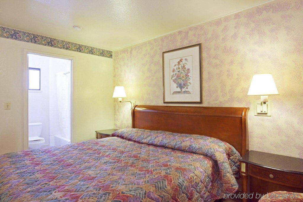 Фото Americas Best Value Inn Richmond San Francisco