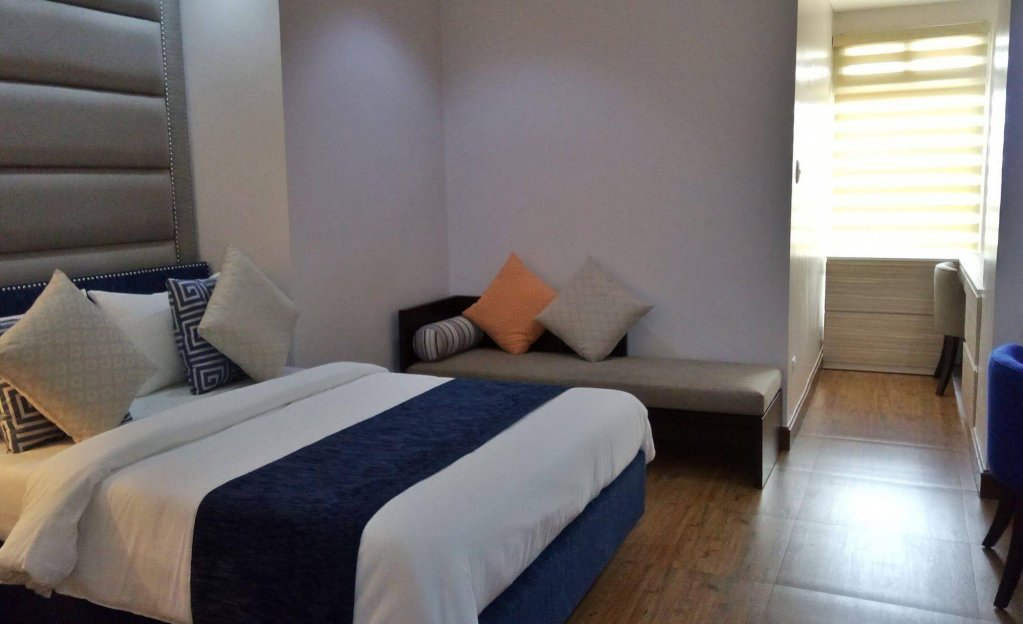 Фото La Maja Rica Hotel