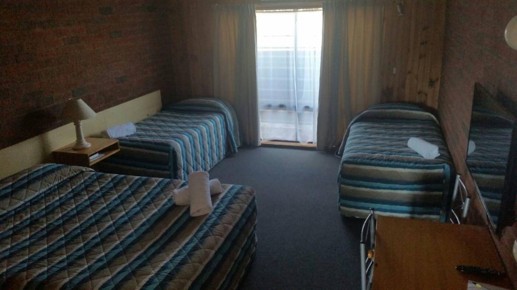 Фото Ky Country Roads Motor Inn