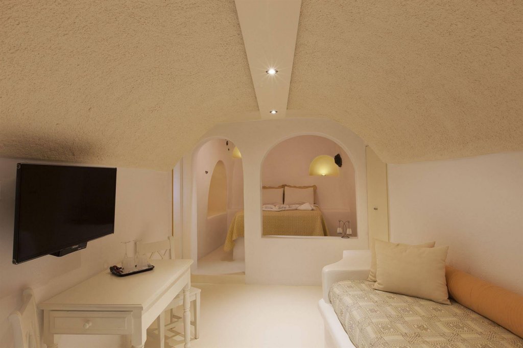 Фото Abyssanto Suites & SPA