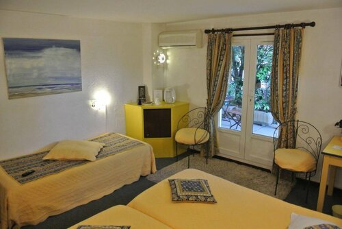 Гостиница La Vieille Bastide