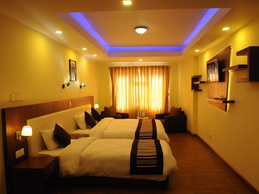 Фото Backyard Hotel