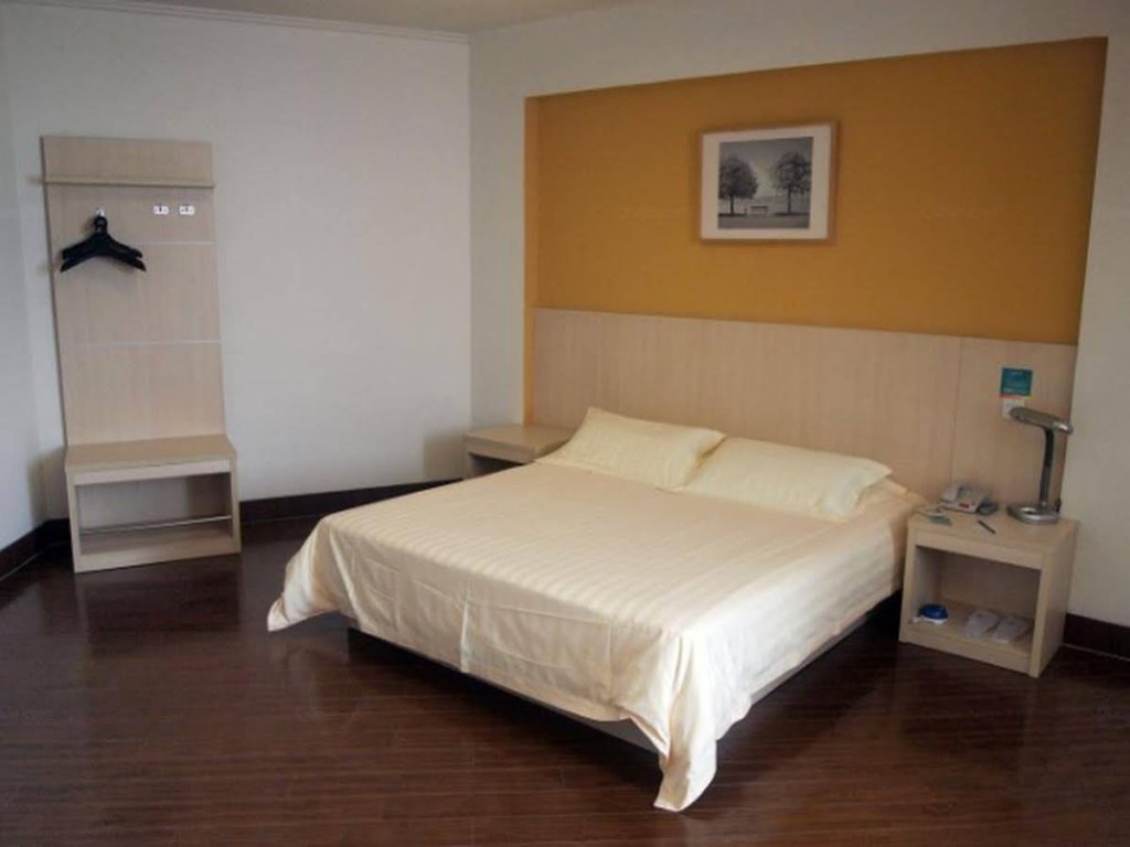 Фото Jinjiang Inn Wuxi Xueqian