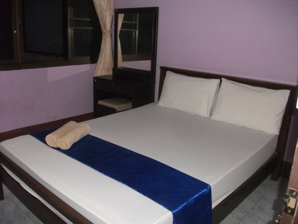 Фото Boss Benz House