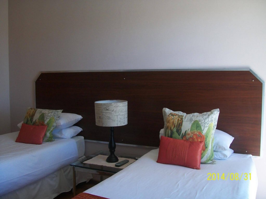 Фото 21 on Coetzee Guest House