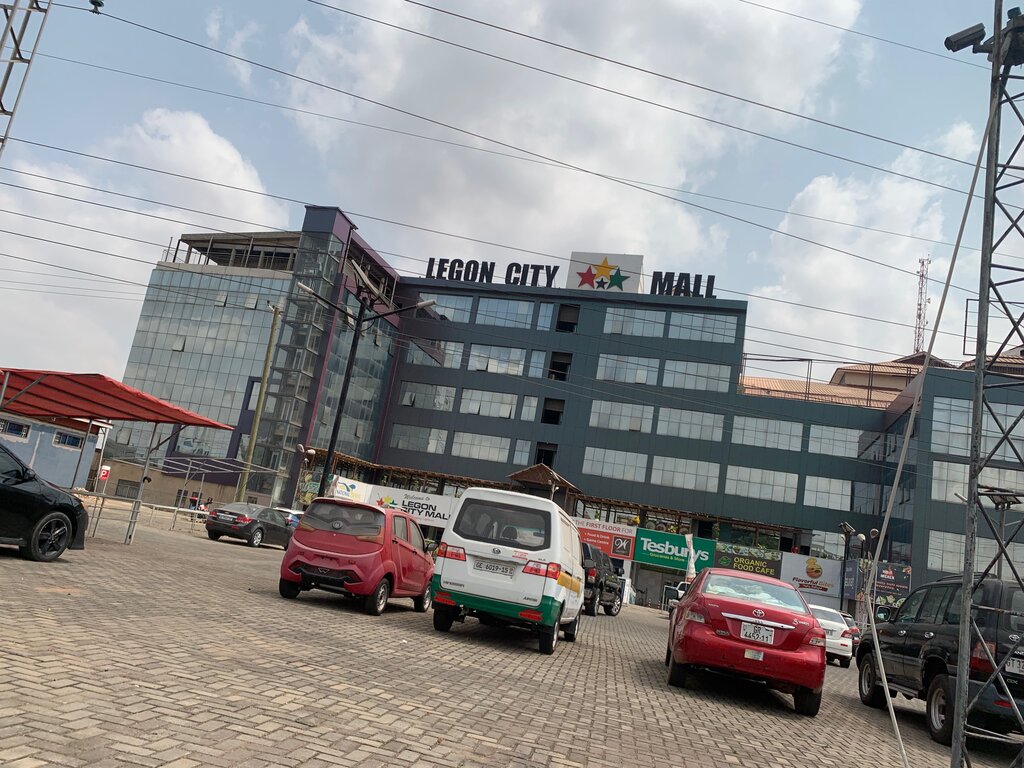 Shoe store Cdh Shoes And Bags, Accra, photo