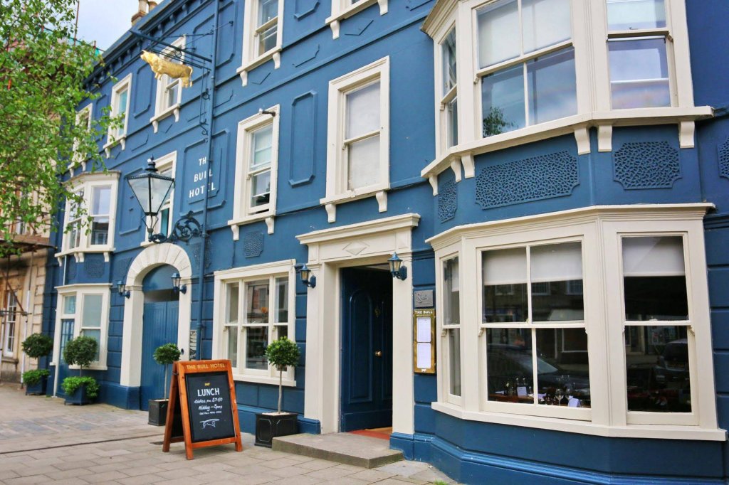 Фото отеля 1