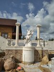 Stonehenge (gorodskoy okrug Vladimir, Leninskiy City administrative district) ، تجهيزات مواد حجرية