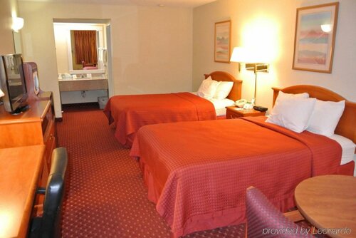 Гостиница Quality Inn & Suites Garland - East Dallas в Гарлэнде