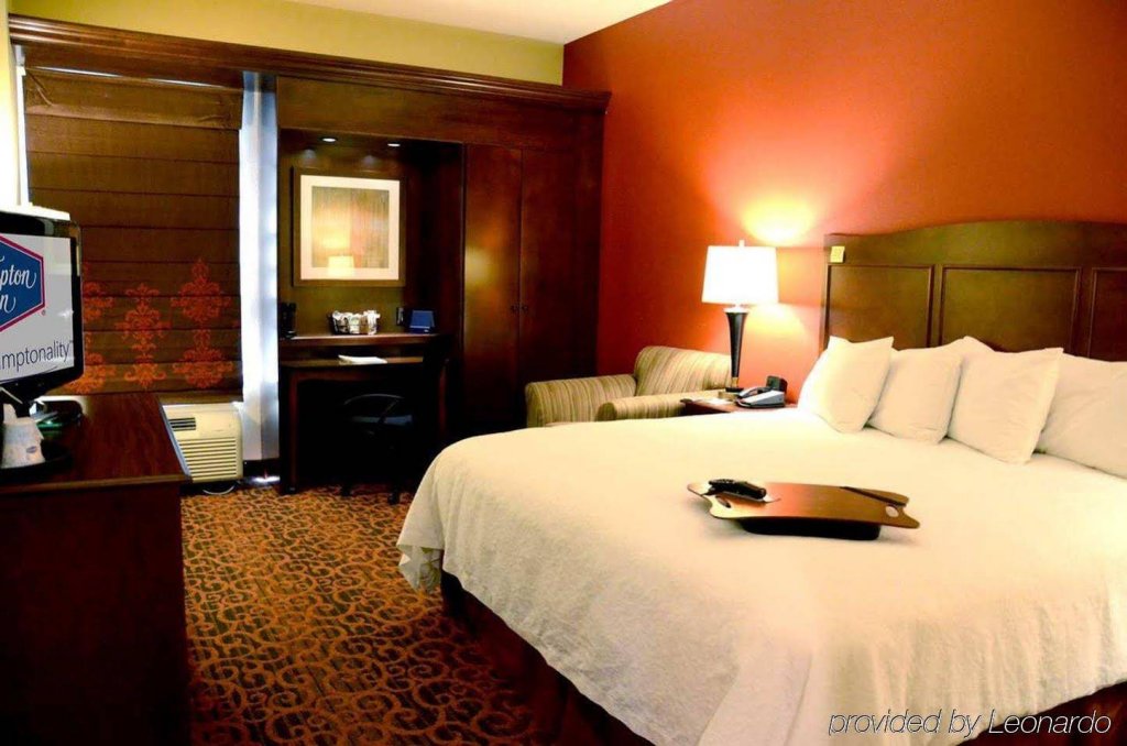 Фото Hampton Inn Denver-International Airport