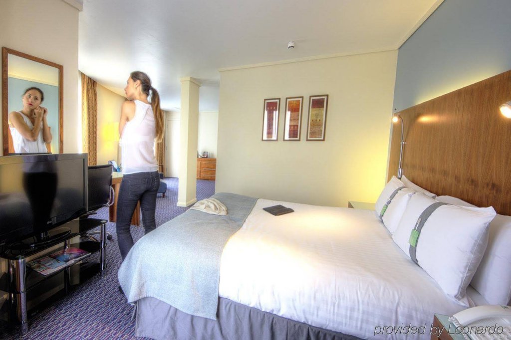 Фото Holiday Inn London Camden Lock, an Ihg Hotel