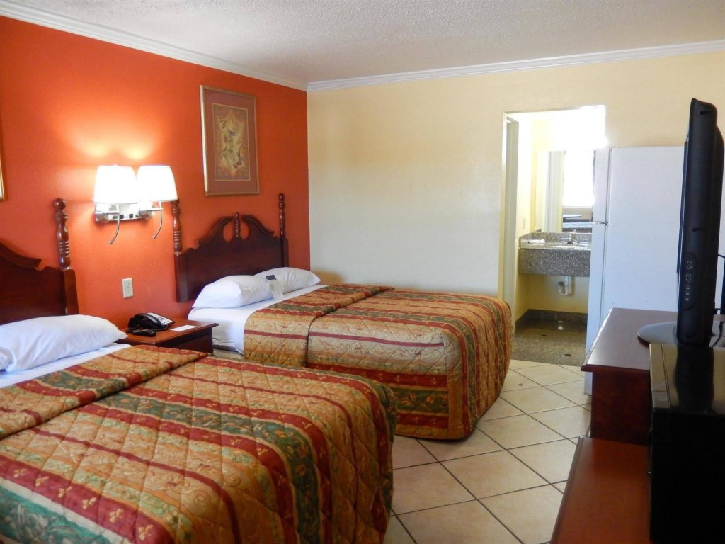 Фото Lake Houma Inn