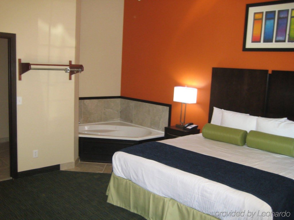 Фото Cityview Inn & Suites Downtown RiverCenter Area