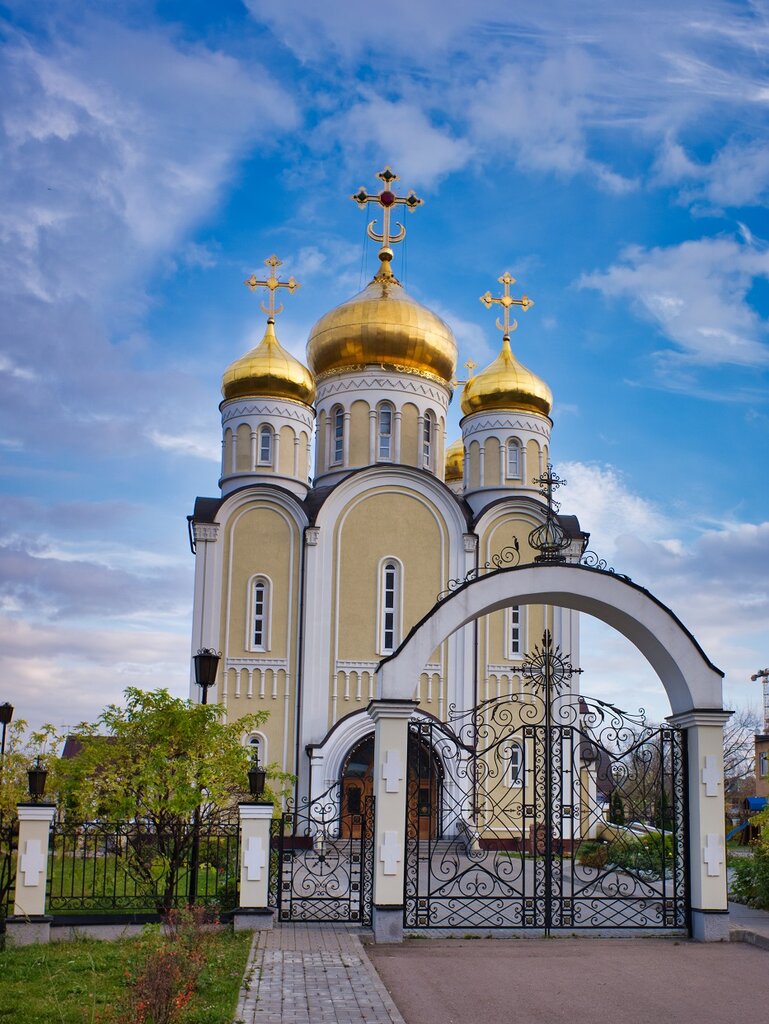 Церковь Спиридона Тримифунтского в Энгельсе
