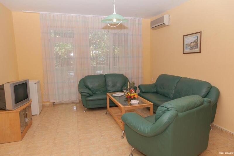 Фото Hotel Slavyanski 