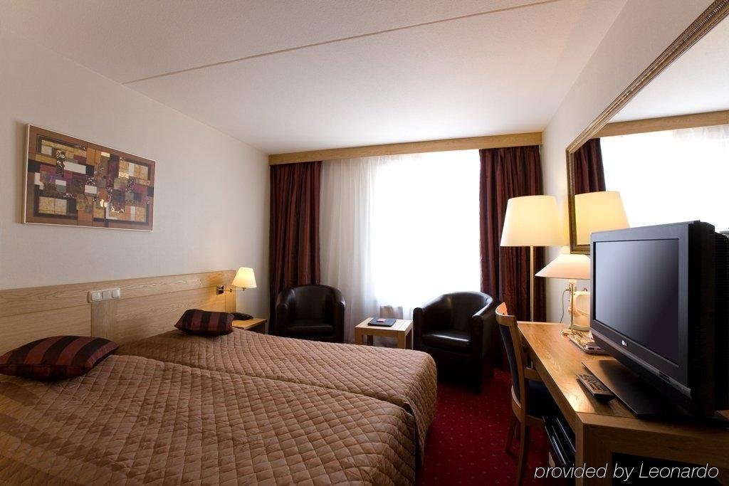 Фото Bastion Hotel Maastricht Centrum