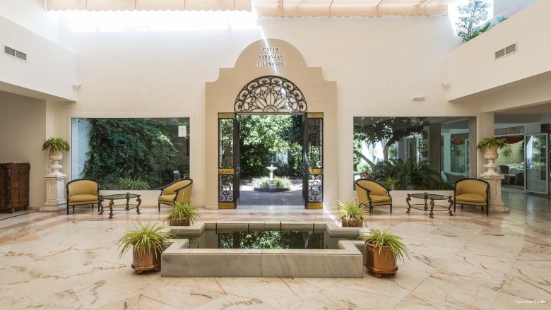 Фото Ayre Hotel Sevilla