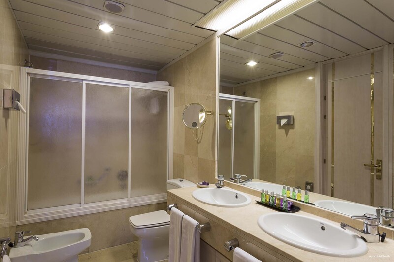 Фото Ayre Hotel Sevilla