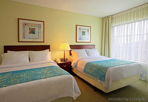 Гостиница SpringHill Suites by Marriott Seattle Downtown S Lake Union в Сиэтле