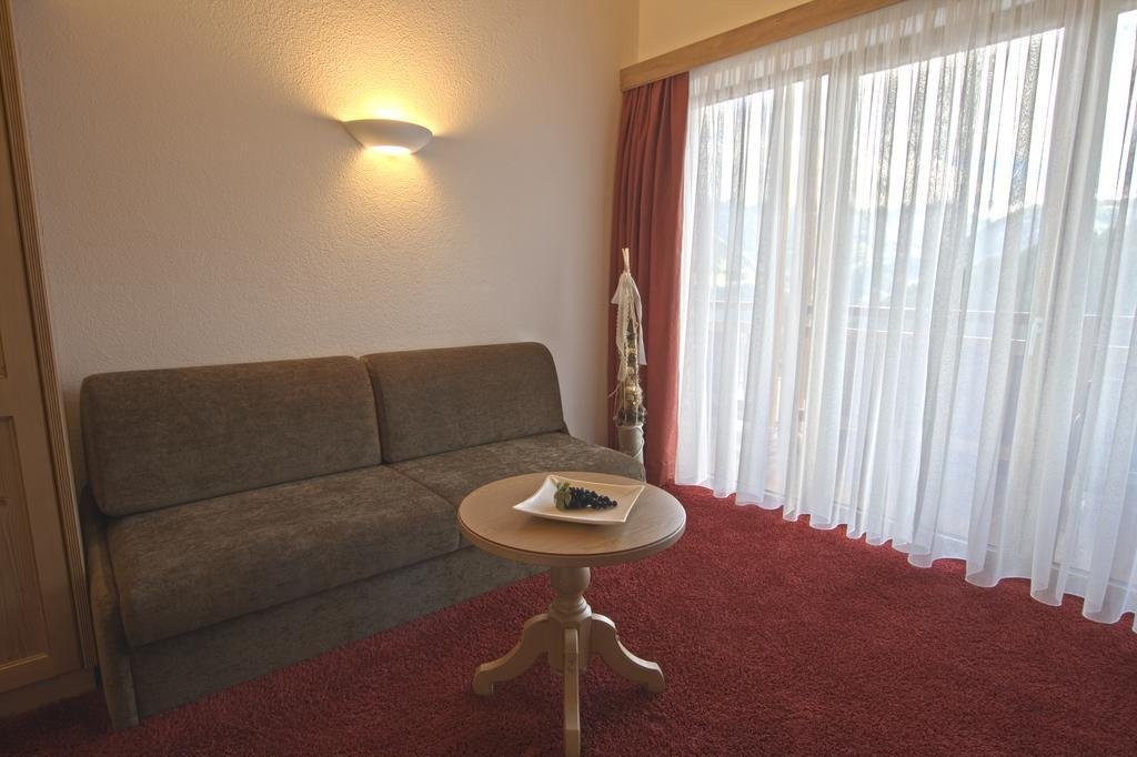 Фото Hotel Garni Lawens