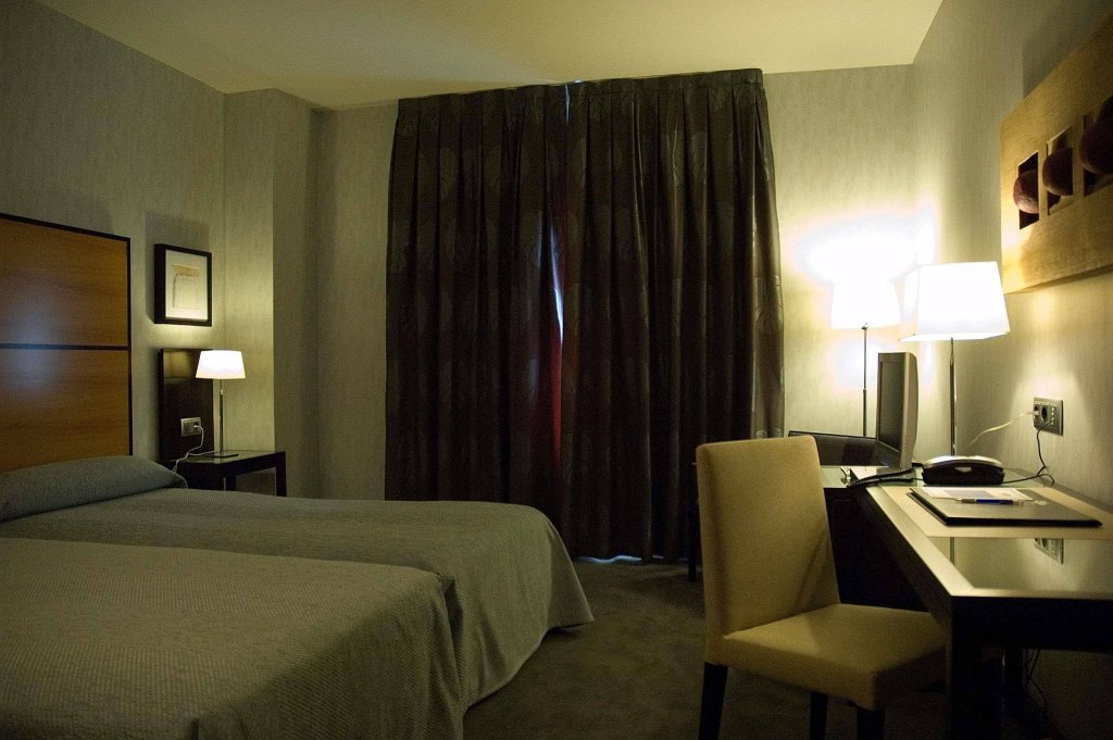 Фото Hotel Macià Real de La Alhambra