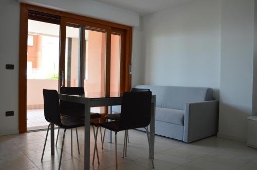 Фото Aparthotel Capitol