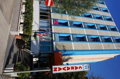 Гостиница Caravan в Пезаро